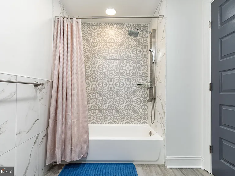 2147 Cross St — Photo 18