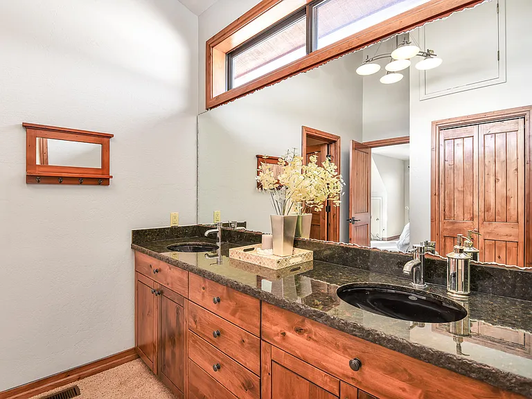 8950 W Antoinette Way — Photo 47