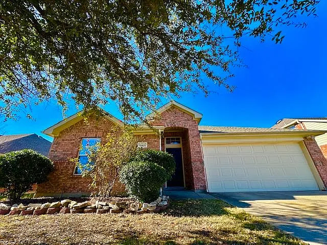 4411 Blackberry Rd — Photo 3