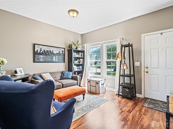 3rd image of 4618 Olde Park Dr