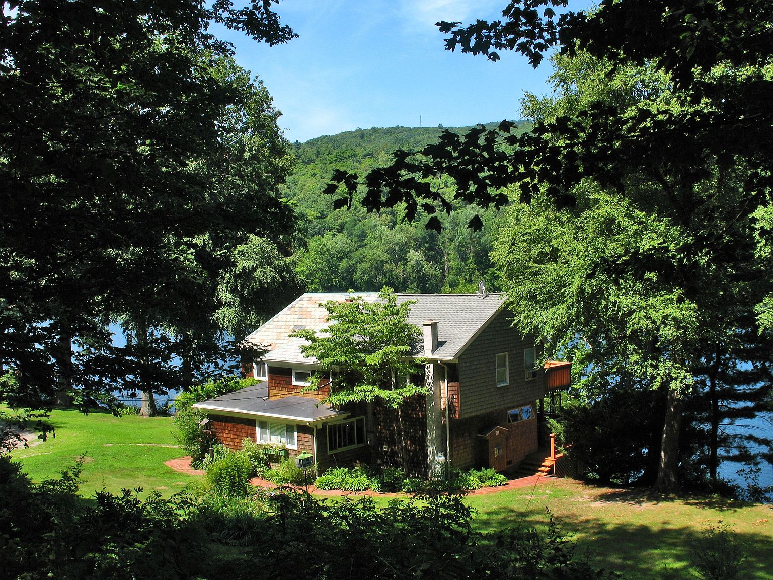 14 Upper River Rd, South Hadley, MA 01075 Zillow