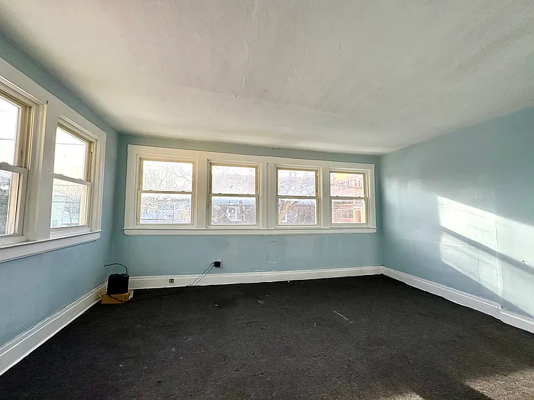 255 Ontario St #2 — Photo 18