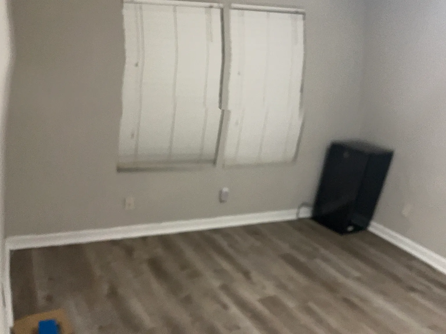 5 bed, 1750 sqft, $700 — Photo 2