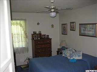 4th image of 935 Cynthia Ave
