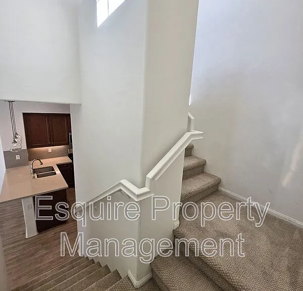 433 Castiano St — Photo 27