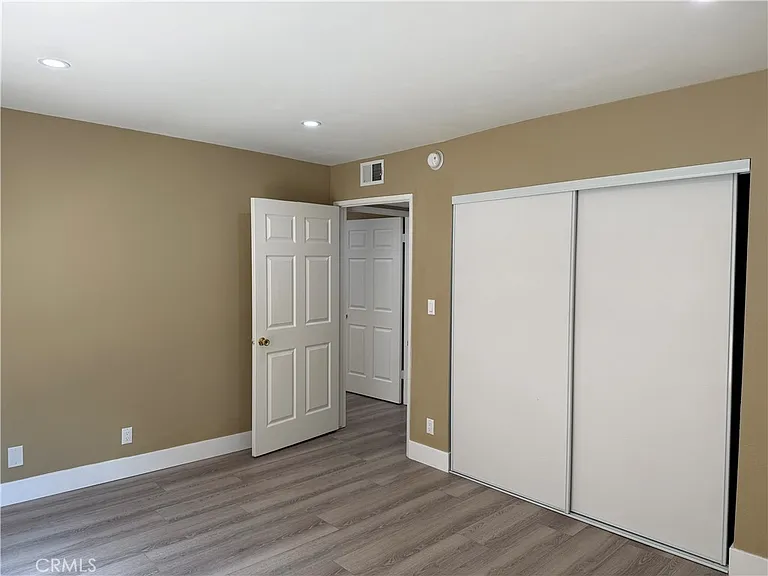 219 E Maple St #2 — Photo 12