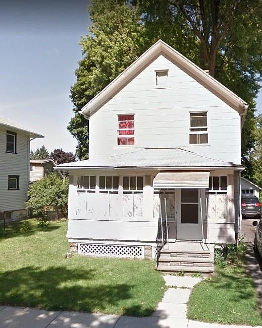 2nd image of 11 Maryland St