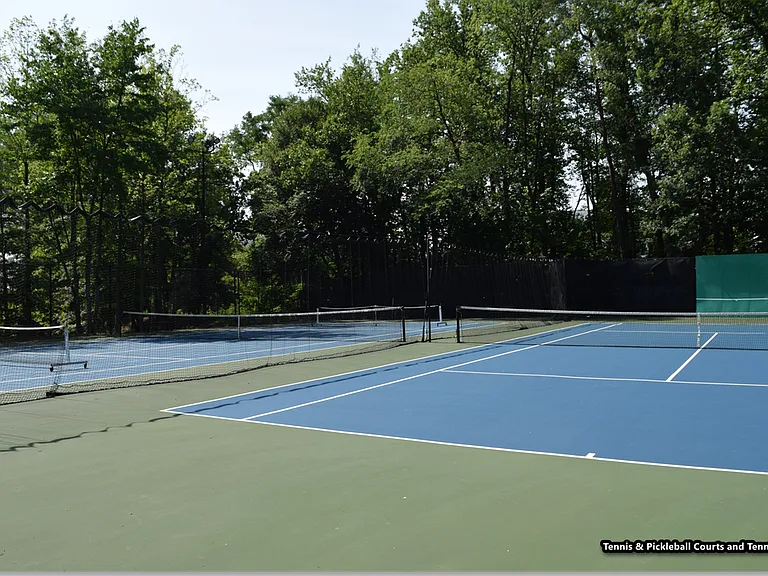 8350 Greensboro Dr #1017 — Photo 17