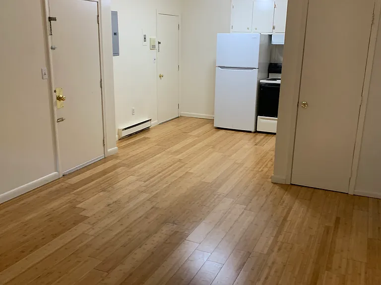70 Madison St #3 — Photo 7