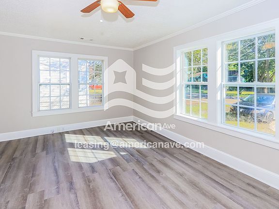1123980_003_wm_-_living_room_13235162.jpg