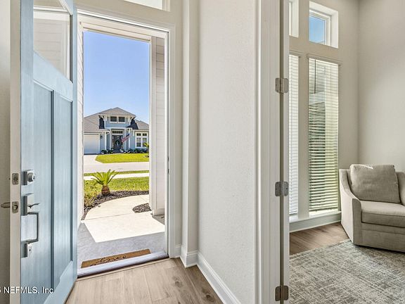 3rd image of 95214 GOLDEN GLOW Drive