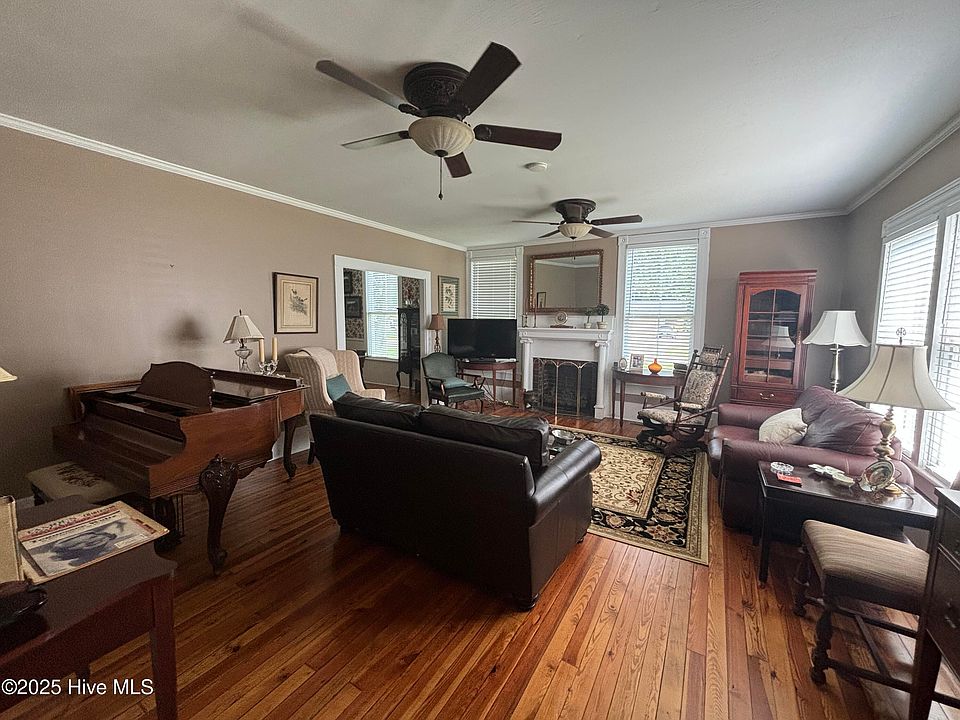 25th image of this home