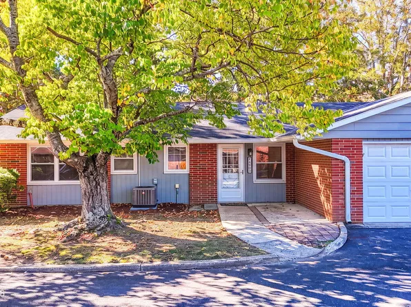 450D Cheshire Court, Lakewood, NJ 08701