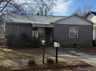 102 Hobbs Ave #B, Thomasville, NC 27360