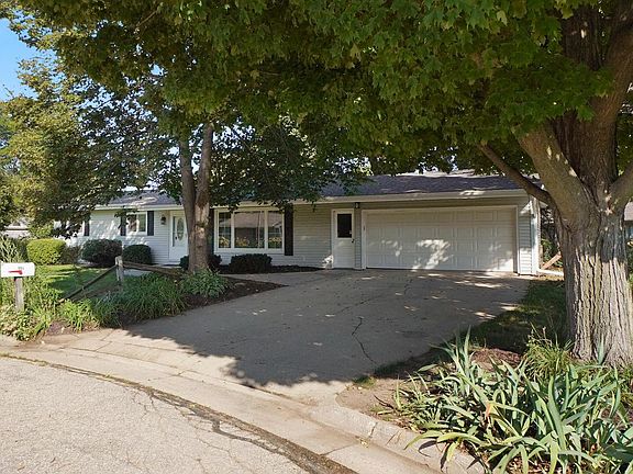 2nd image of 668 Tulip COURT