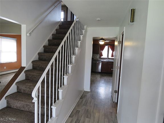 2nd image of 356 Longford Ave