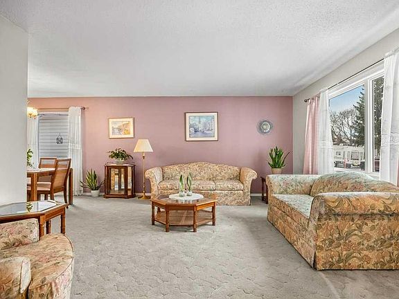 4th image of 6736 NW Malvern Rd NE