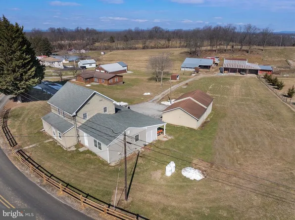 470 Race Track Rd, Abbottstown, PA 17301