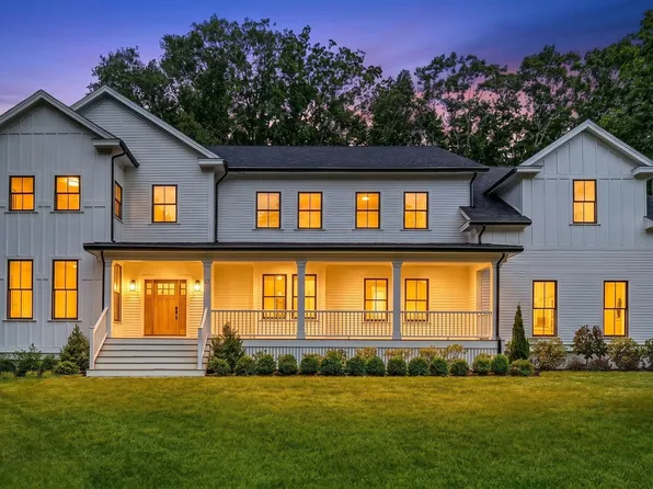 22 Tyler Rd, Lexington, MA 02420