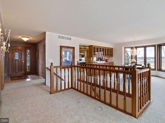 4th image of 9126 Glen Edin Ln