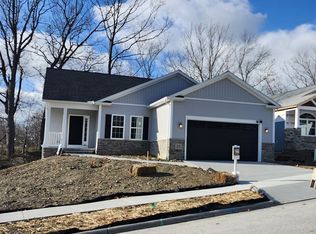 25 Blue Heron Ct, Painesville, OH