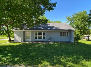 101 Hickory Street, Houston, MO 65483