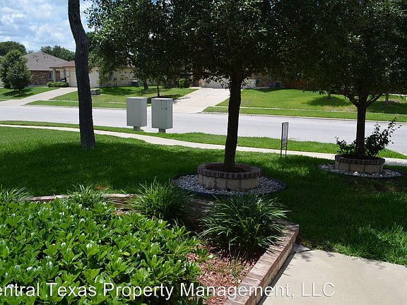 4th image of 4902 Birmingham Cir