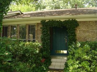 402 Washington Dr, Arlington, TX 76011