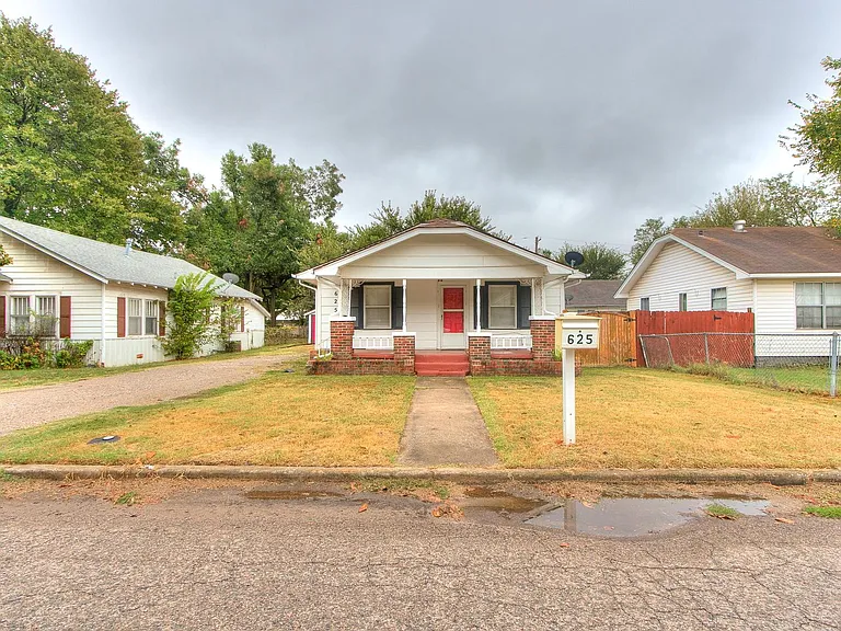 625 W Dewey St — Photo 27