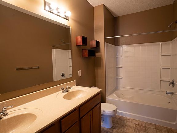 4th image of 3424 Hazel Trl Unit C