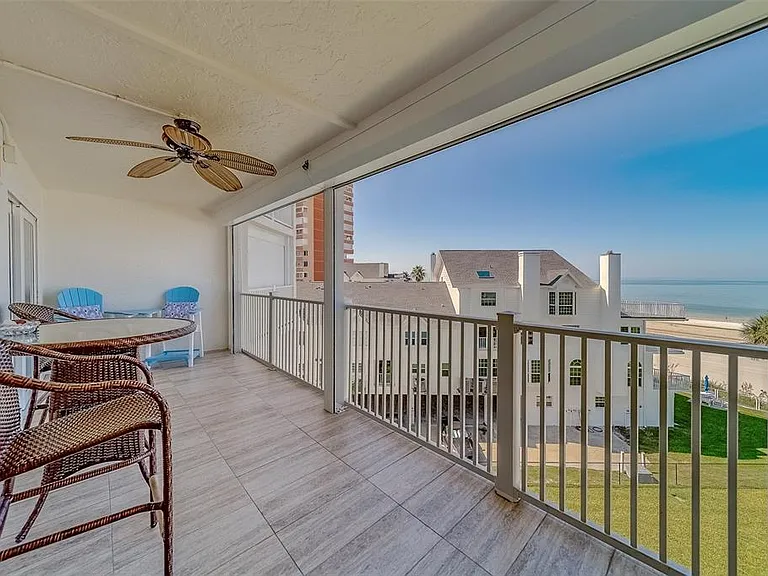 17980 Gulf Blvd #402 — Photo 38