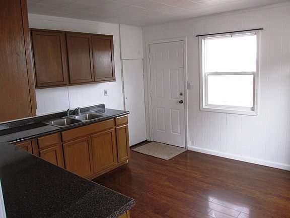 3rd image of 4558 San Jose Ln