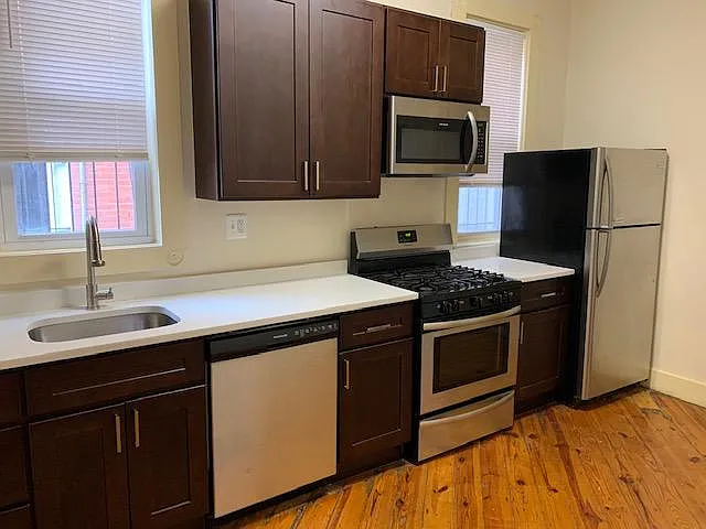 4021 Pine St #1 — Photo 5