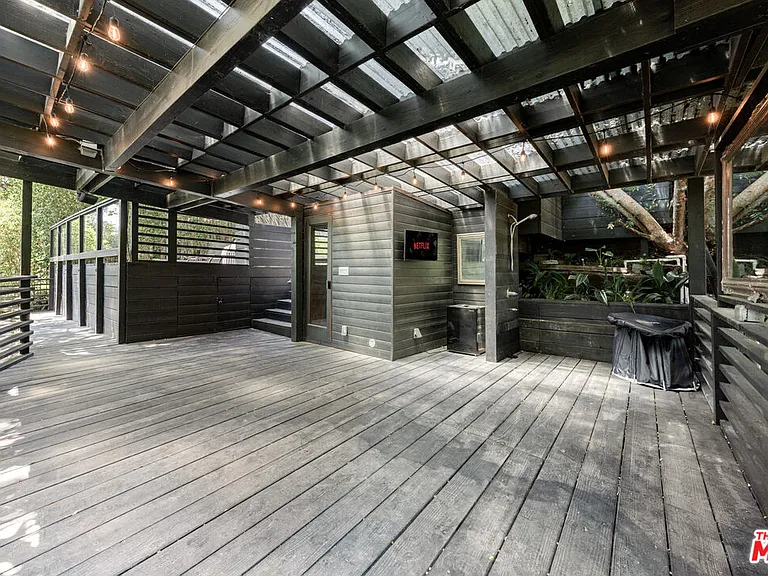 2300 Ronda Vista Dr — Photo 24