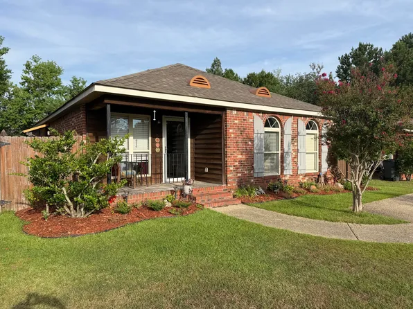 5 Venice Dr, Hattiesburg, MS 39402
