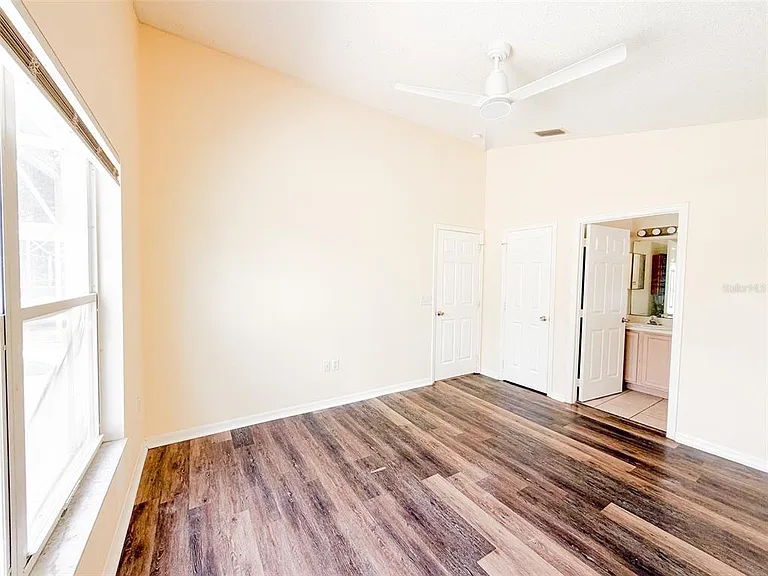 2420 Saint Augustine Blvd — Photo 15