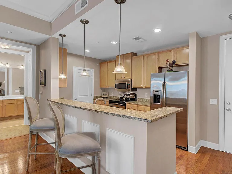 125 Pier View St #205 — Photo 5