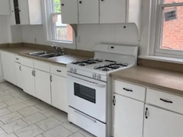 240 Woodbine St, 240 Woodbine St, Harrisburg, PA 17110