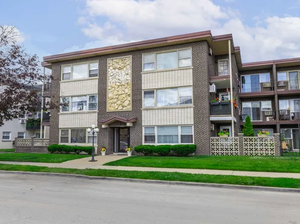 3009 Paris Ave APT 304, River Grove, IL 60171