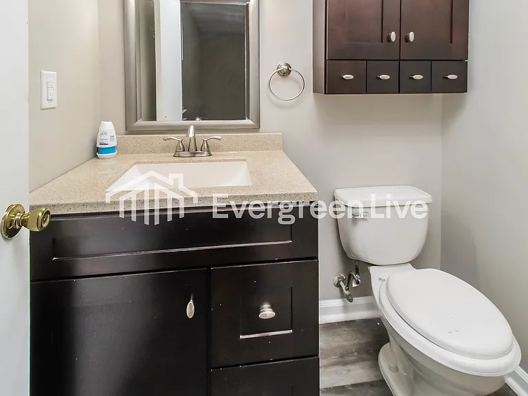 1448 Winslow Ave — Photo 12