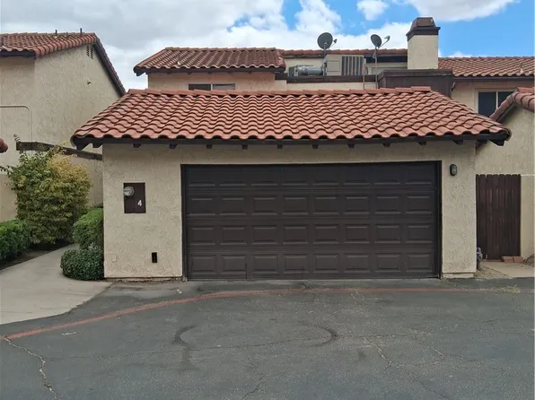 1077 Santo Antonio Dr APT 4, Colton, CA 92324