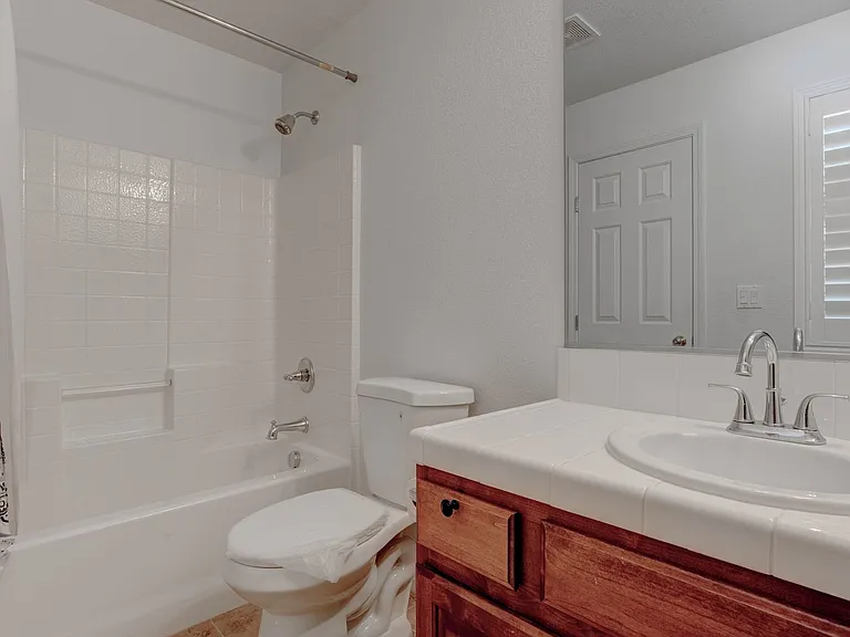 985 Noah Valley St — Photo 23