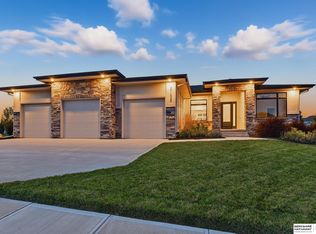 21432 B St, Elkhorn, NE 68022