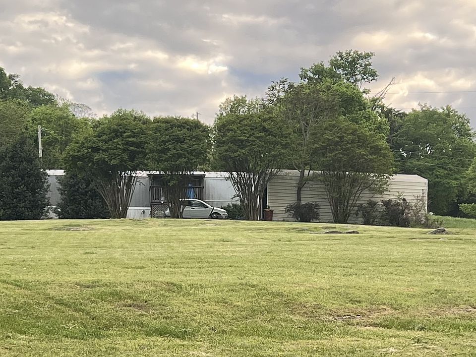 1st image of 23 Preston Ln