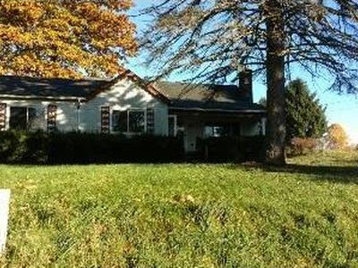 205 Kaufman Rd, Evans City, PA, 16033
