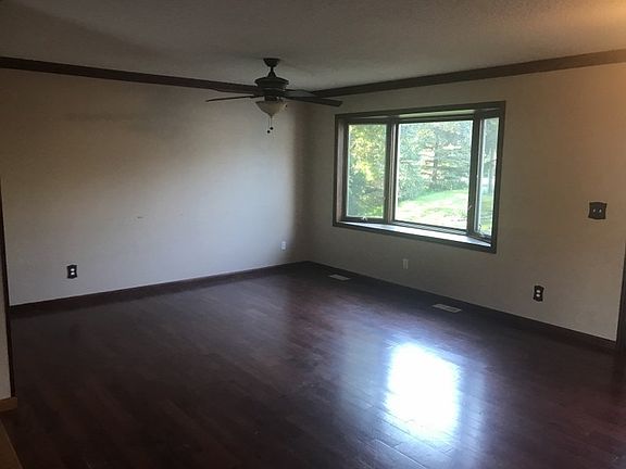2nd image of 10 Western Oaks Dr