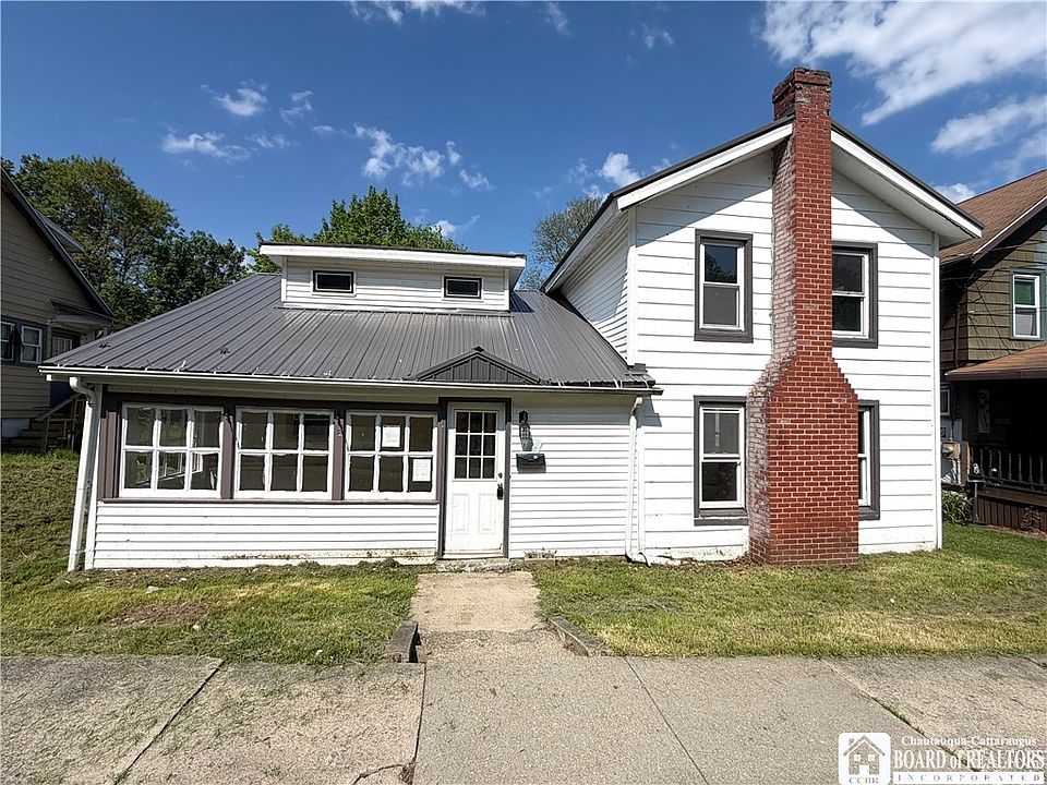 1st image of 25 Chapin St
