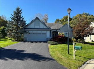 39 Barchan Dune Rise, Victor, NY 14564