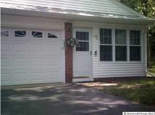 138 Azalea Ct, Deptford, NJ 08096
