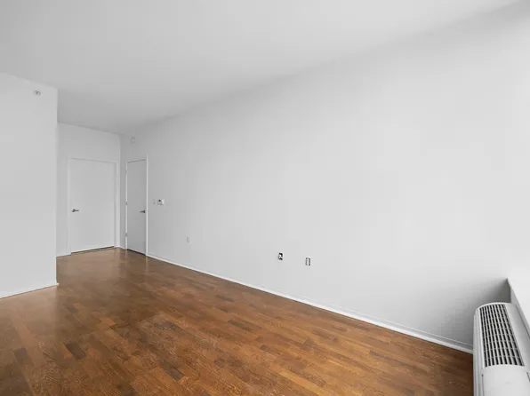 2030 Hudson Street image 248 of 284